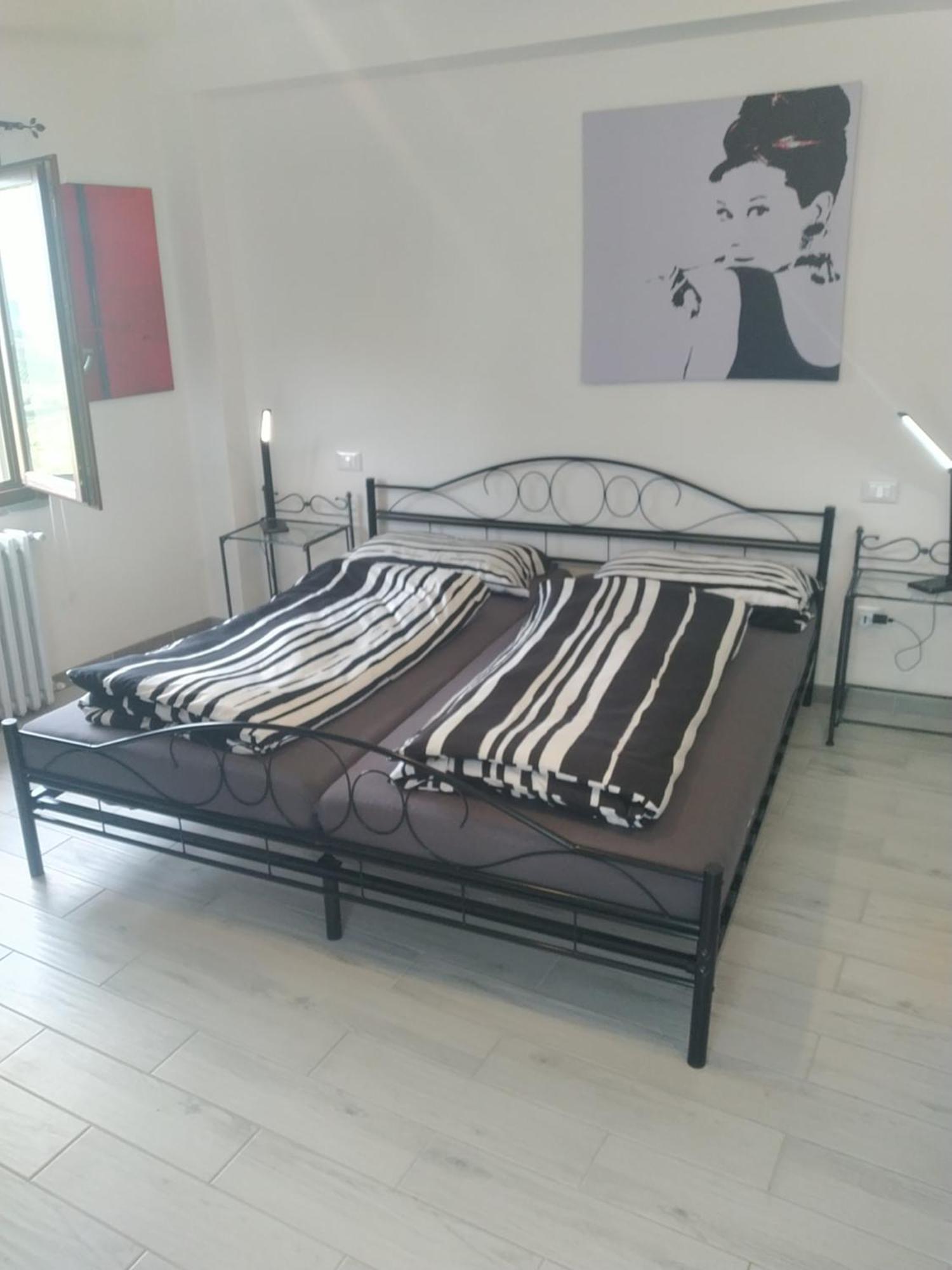 شقة Casa Doris Montabone الغرفة الصورة